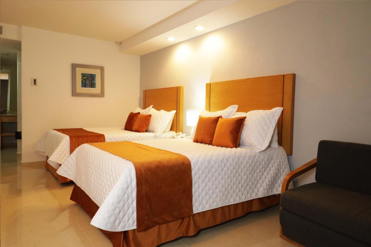 Hb Cordoba Hotel Exterior photo