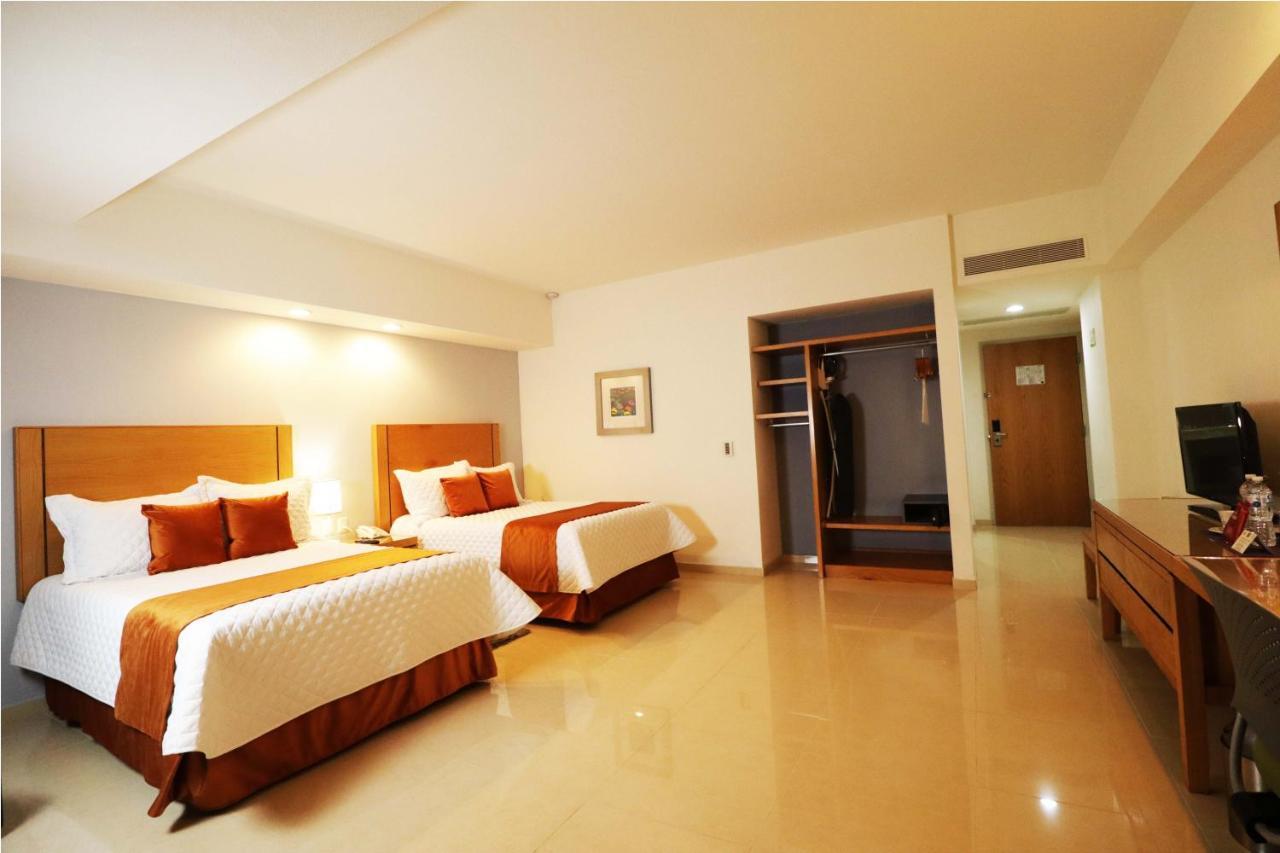 Hb Cordoba Hotel Exterior photo